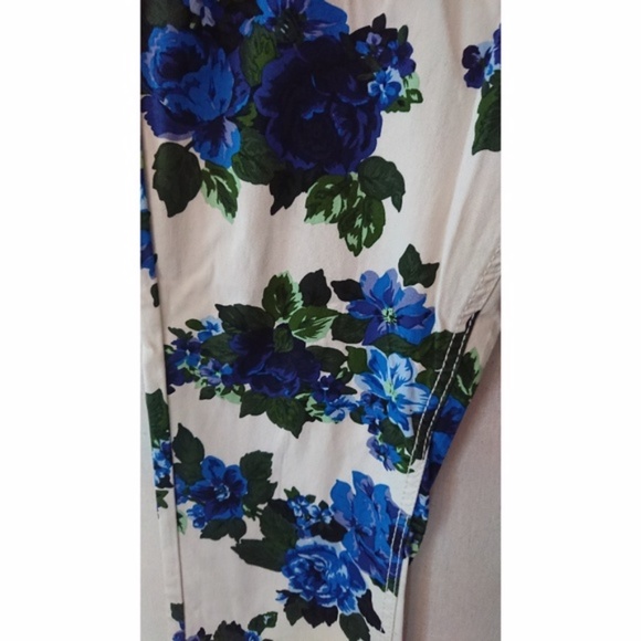 Vintage Soft Blue Floral Metaphor Pants - Picture 4 of 5